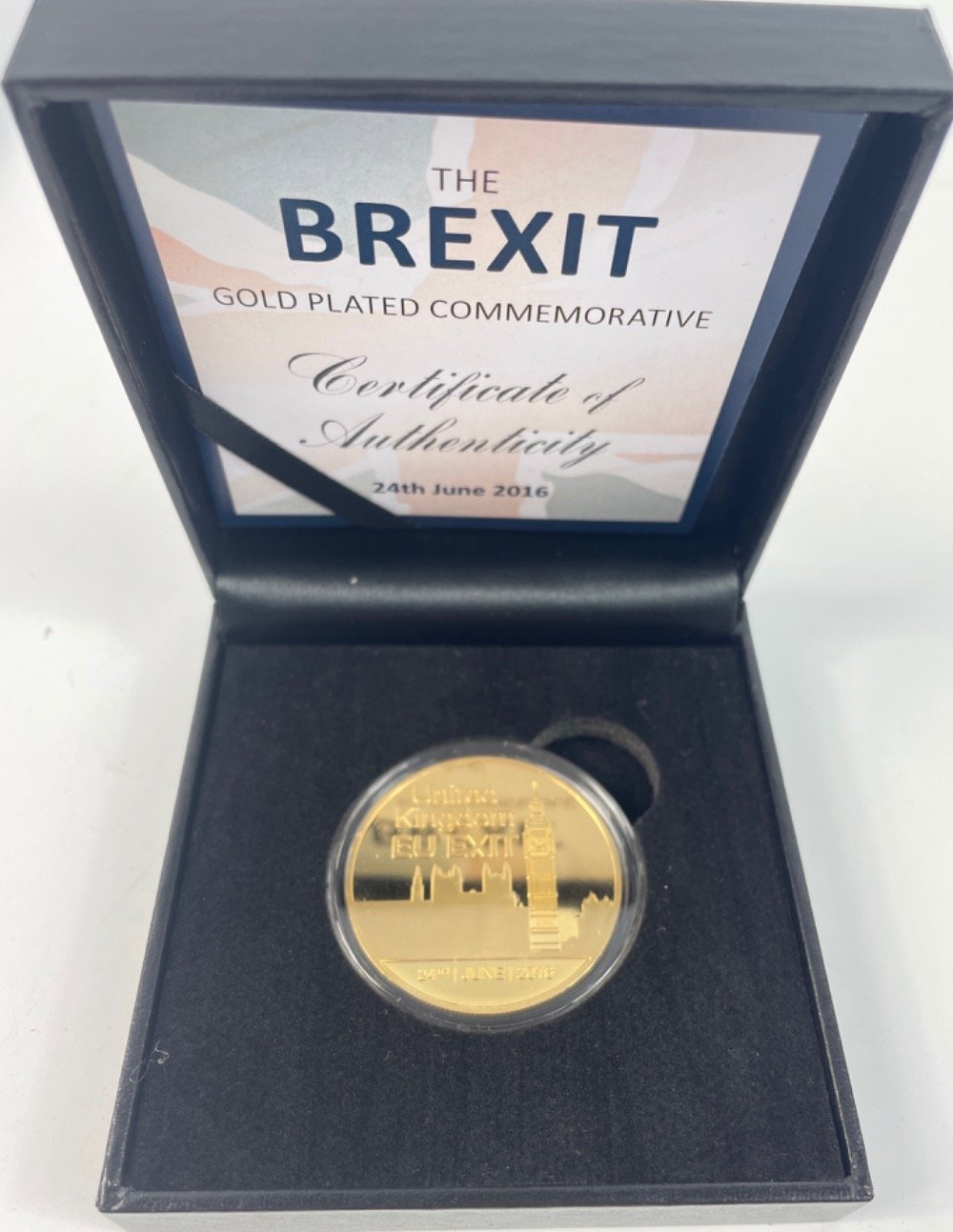 A Brexit silver 1oz commemorative coin, a 2013 $20 fine silver autumn bliss, 2015 $20 fine silver - Image 15 of 20