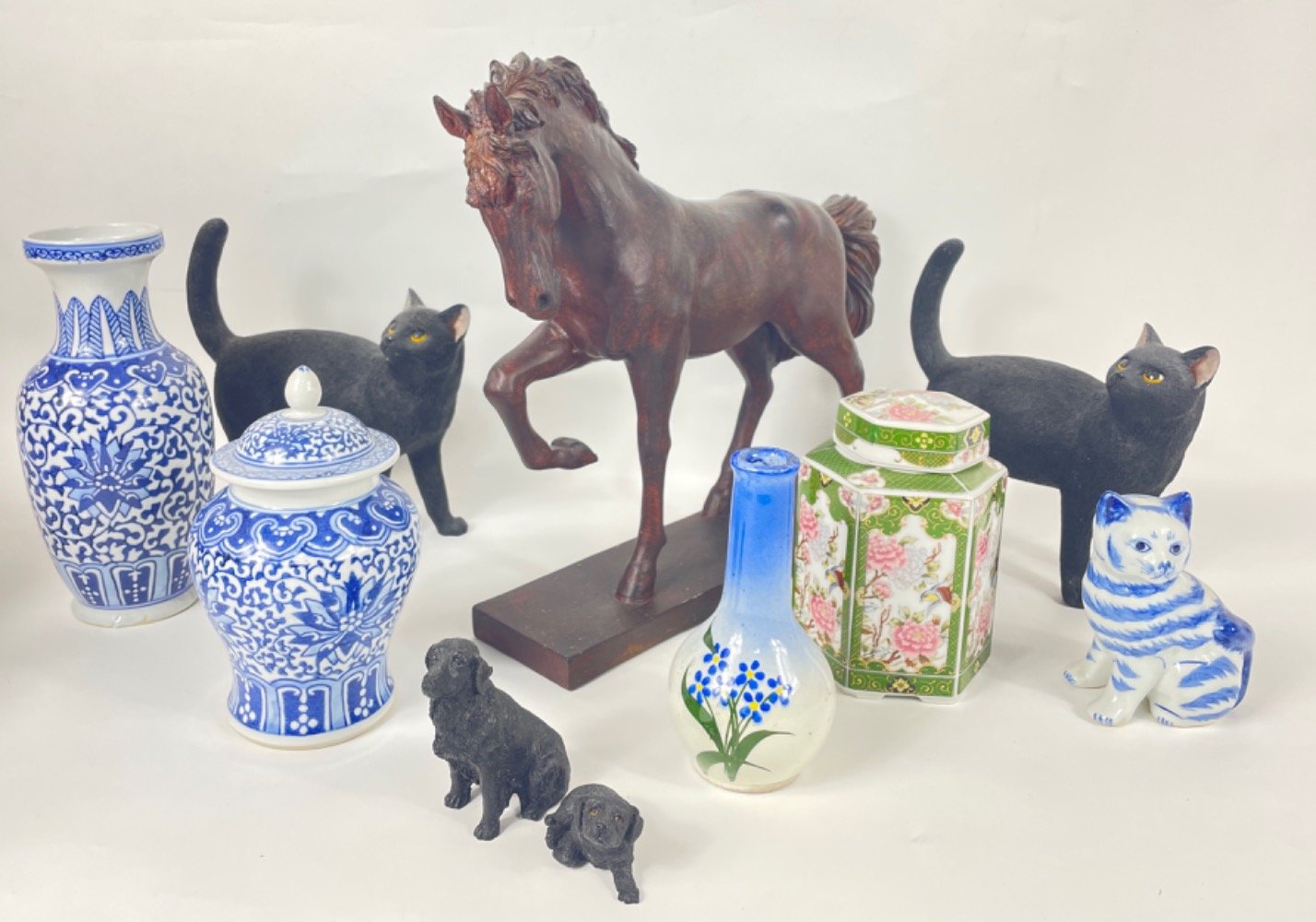 A mixed box of mainly ceramics to include some blue and white cats and a ginger jar, also some - Image 2 of 2