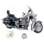 RARE TO FIND THESE DAYS IN THIS MINT CONDITION! Frankin Mint Precision Model HARLEY-DAVIDSON