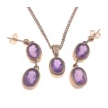 A vintage 375 stamped yellow gold amethyst set comprising a pendant chain (42cm approx), and