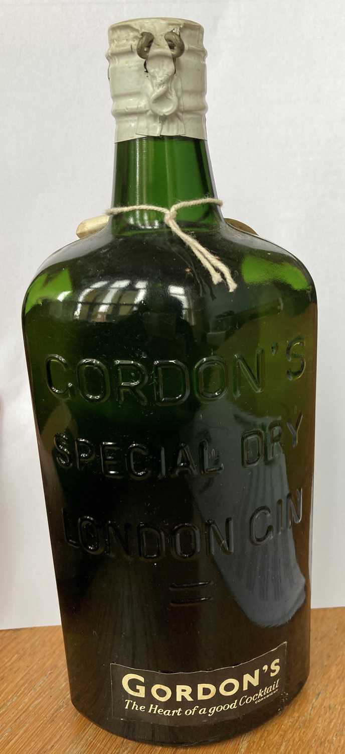 1 bottle Gordons ‘Special Dry’ London Gin - Image 2 of 3