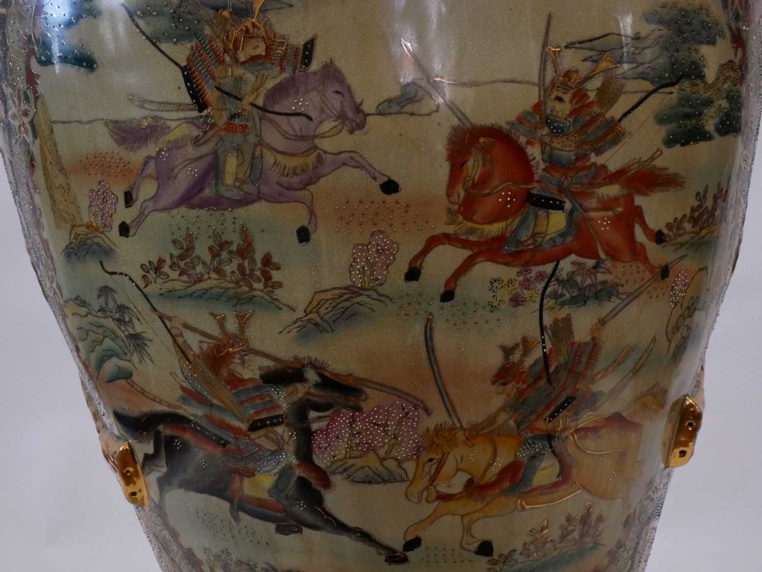 Massive reproduction vase and cover - Bild 2 aus 4