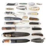 Collection of pen knifes and other small knives