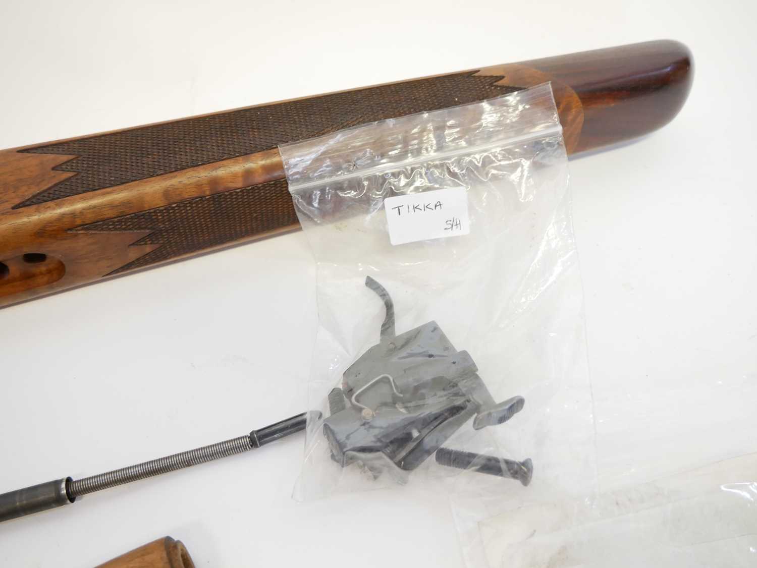 Rifle spare parts - Image 5 of 7