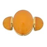 An 18ct butterscotch amber brooch,