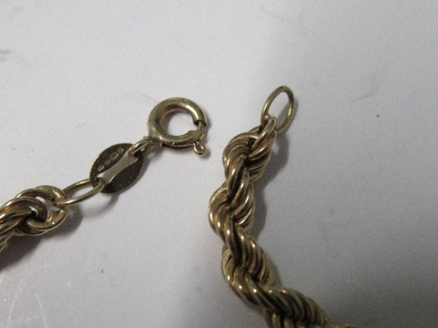 A 9 carat gold hollow rope chain, 41.5cm long, 7.4g gross - Image 3 of 3