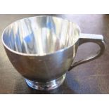 A silver christening cup, engraved with a name and date, Birmingham 1916, weight 4oz