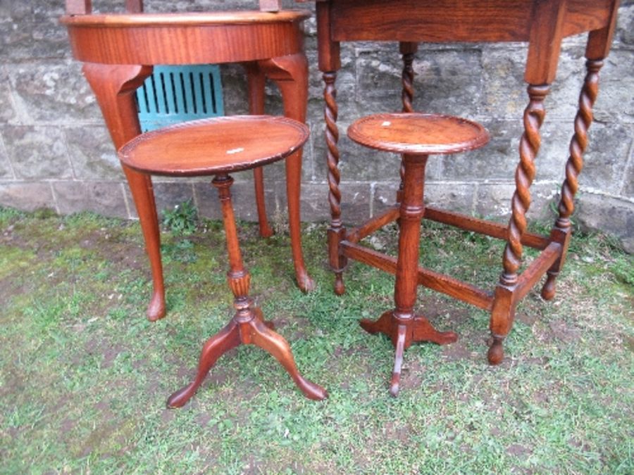 A collection of occasional tables, to include wine table, circular table, antique style trefoil - Image 5 of 6