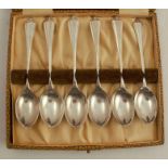 A set of six cased silver coffee spoons, Birmingham 1931, weight 2oz