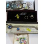 A collection of costume jewellery, to include rings, brooches etc