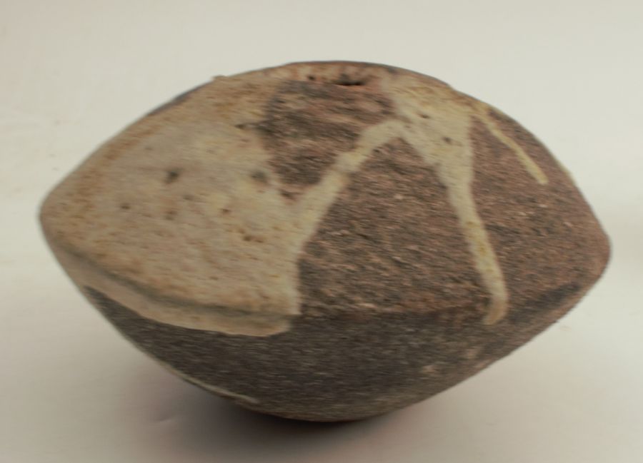 Robert Fournier, stoneware vessel, diameter 5.75ins x height 3.25ins