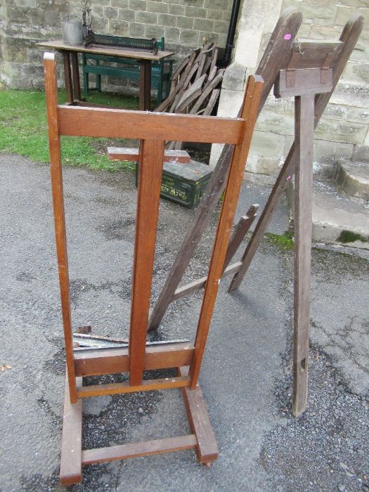 An adjustable easel, width 22ins, height 35ins together with another easel - Image 2 of 2