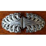 Birmingham Guild of Handicraft, a hallmarked silver buckle, of oval form - The buckle is in good