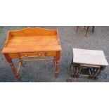 A pine washstand, together with a nest of three oak coffee tables