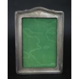 A George V Silver Easel Back Photograph Frame with engine turned decoration, 5.5x4" aperture,