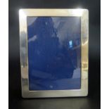 An Elizabeth II Silver Photograph Frame, London 1993, Kitney & Co., 7x5" aperture