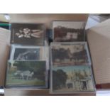 A Collection of c. 800 Miscellaneous Postcards