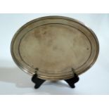 A George III Silver Oval Card Tray, London 1792, Elizabeth Jones, 21x16cm, 341g