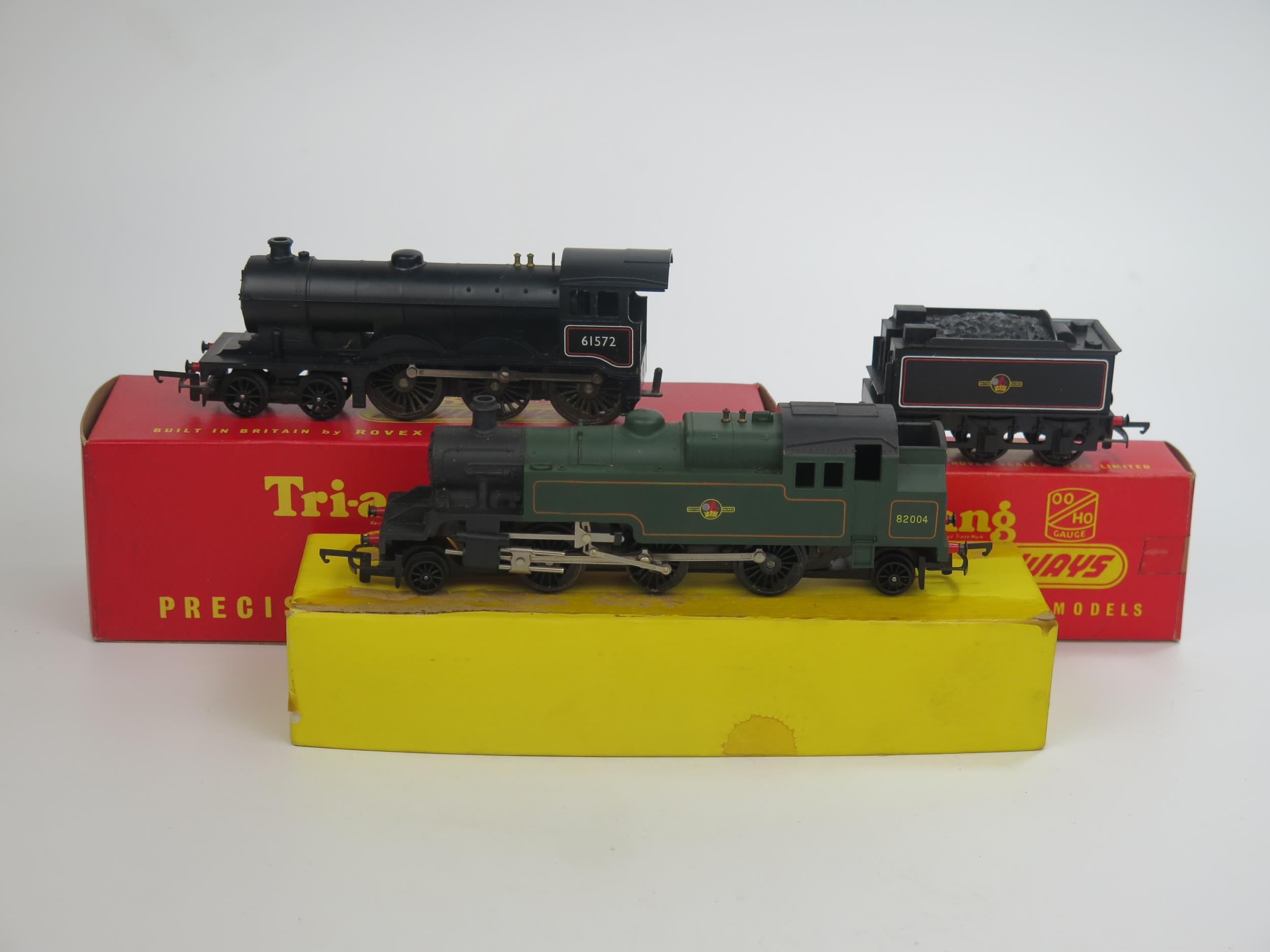 A Tri-ang OO Gauge R. 150S 4-6-0 B.12 Loco with Synchro-Smoke BR Black 61572 with matching R. 39