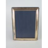 Modern Silver Easel Back Photograph Frame, 7x5" aperture