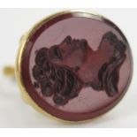Georgian Gold Seal with agate matrix decorated with the bust of a lady wearing a crown, 17x15mm