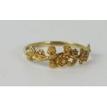 9ct Gold Foliate Decorated Ring, 1.3g