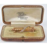 9ct Gold and Pearl Bar Brooch, 44mm, 2.6g, boxed