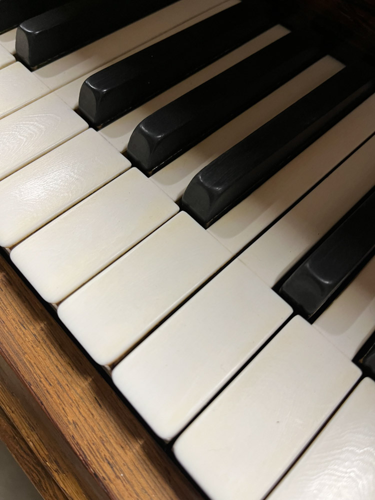 Blüthner (c1897) A 6ft 11in grand piano in a rosewood case on turned and fluted legs. - Image 4 of 10