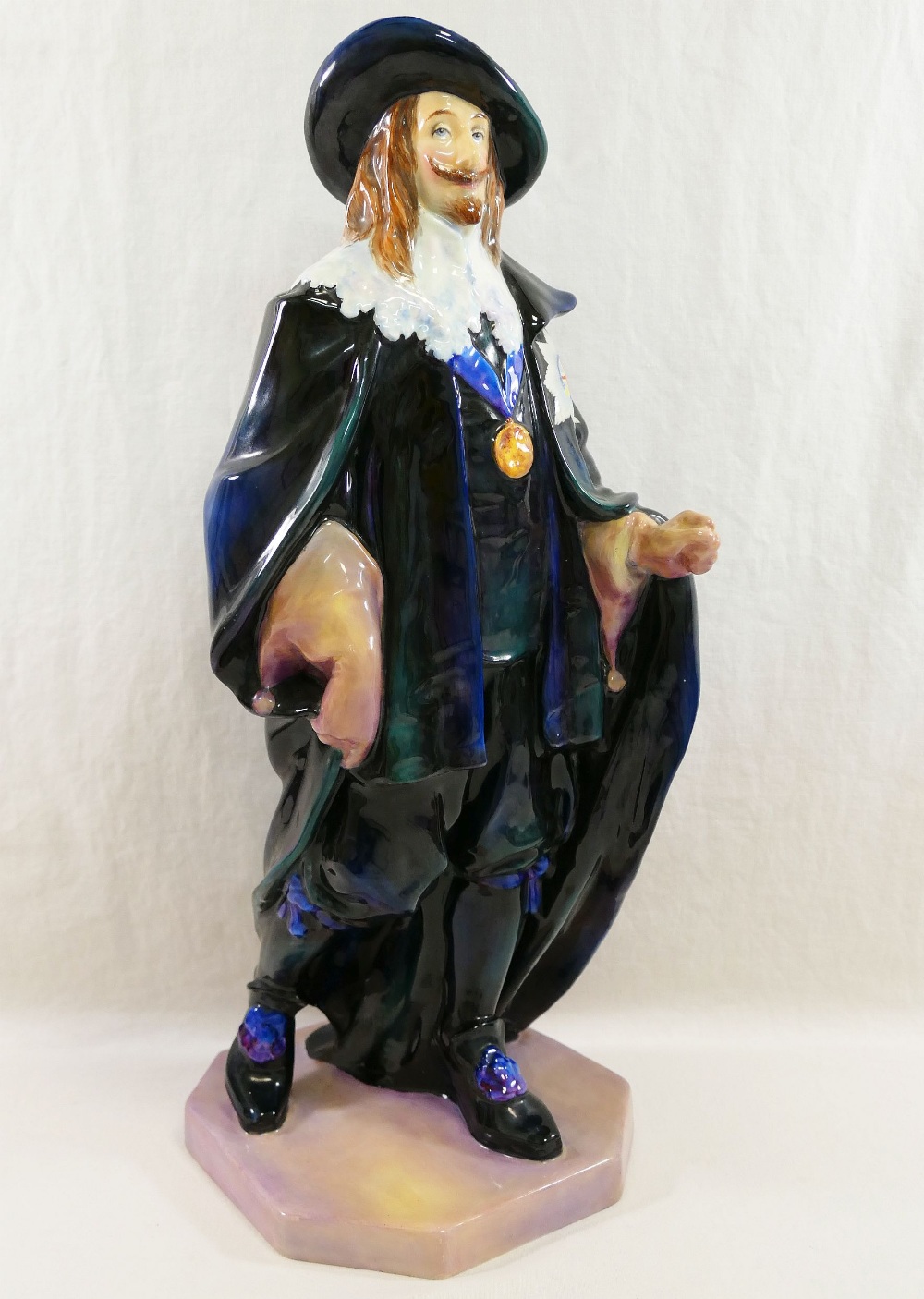 A large Royal Doulton figure of King Charles I, the original by Charles Noke and Harry Tittensor, - Image 2 of 3