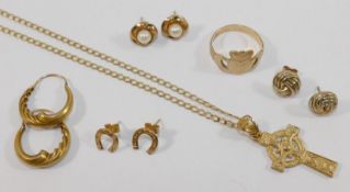 A quantity of 9 carat gold and yellow metal stamped '9CT' or '375',
