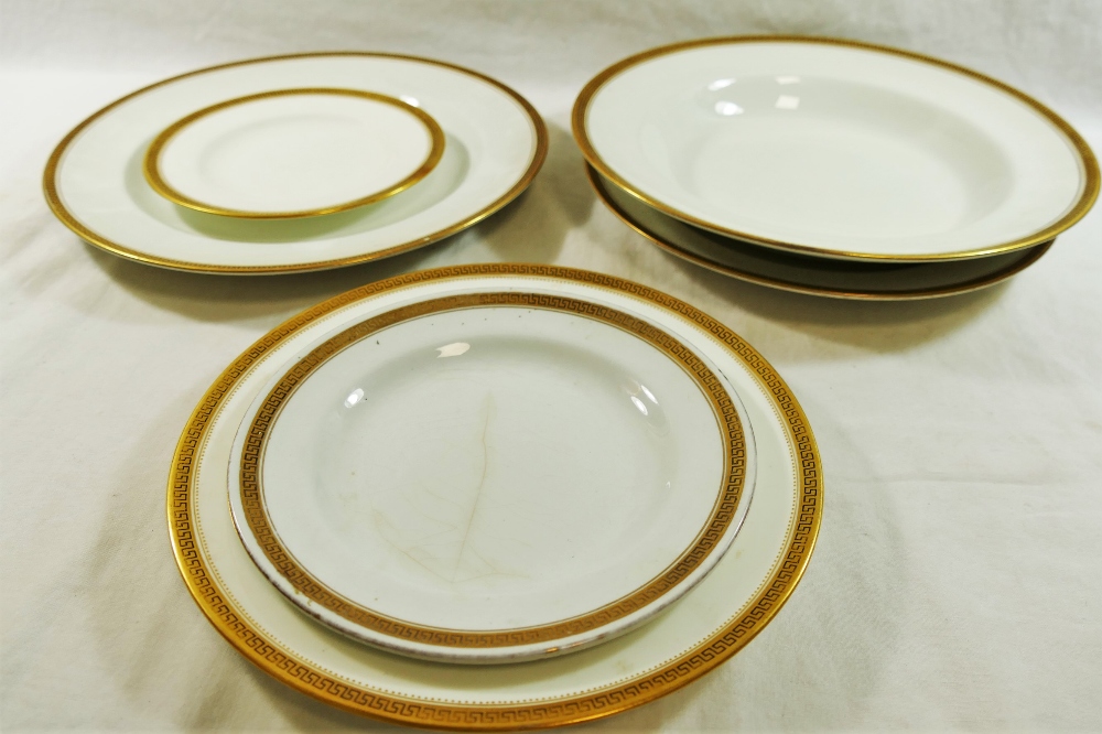 A Bishop and Stonier pottery part dinner service, retailed by Waring and Gillow Ltd, - Image 3 of 4