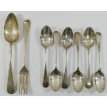 A set of six silver old English pattern teaspoons, Sheffield 1917,
