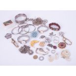 A mixed bag of costume & silver jewellery, etc to include bangles, bracelets, chains,