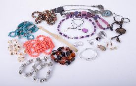 A mixed bag of costume jewellery including the brand 'Pia', a vintage Gillex ladies wristwatch, etc.
