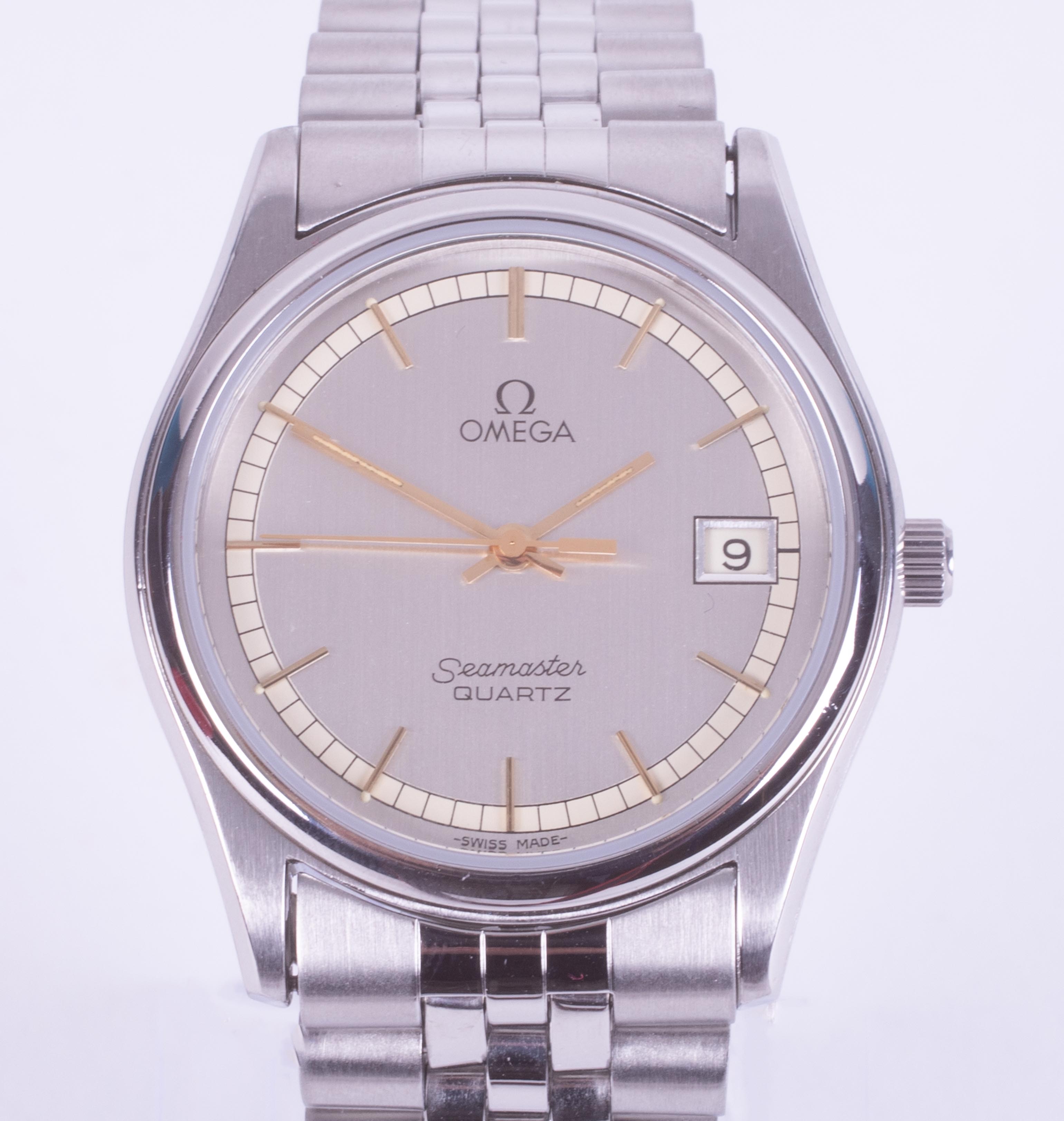 Omega, a gents stainless steel Omega Seamaster quartz date wristwatch, case diameter 34.5mm,