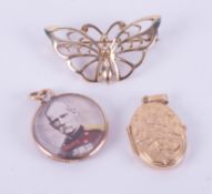 A selection of jewellery to include a 9ct yellow gold butterfly brooch, 2.66gm, a 9ct yellow