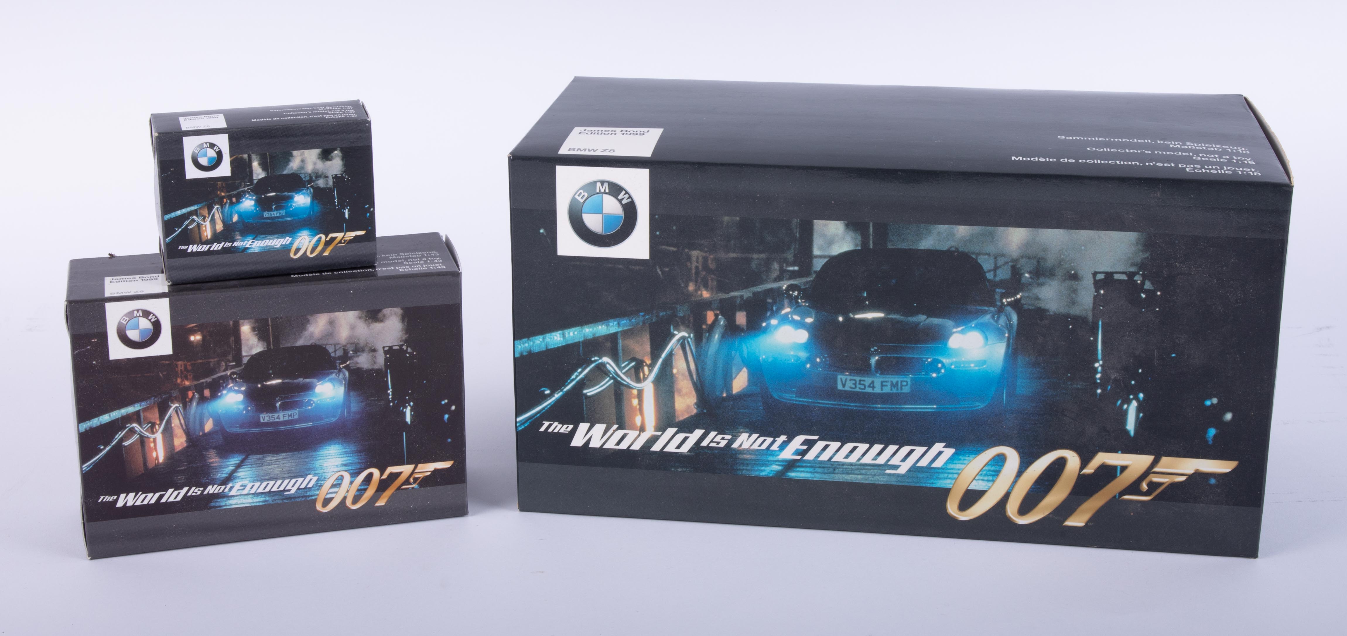 James Bond, The World Is Not Enough 007, 1999 collectors models, scale 1:43, BMW Z8 (3).