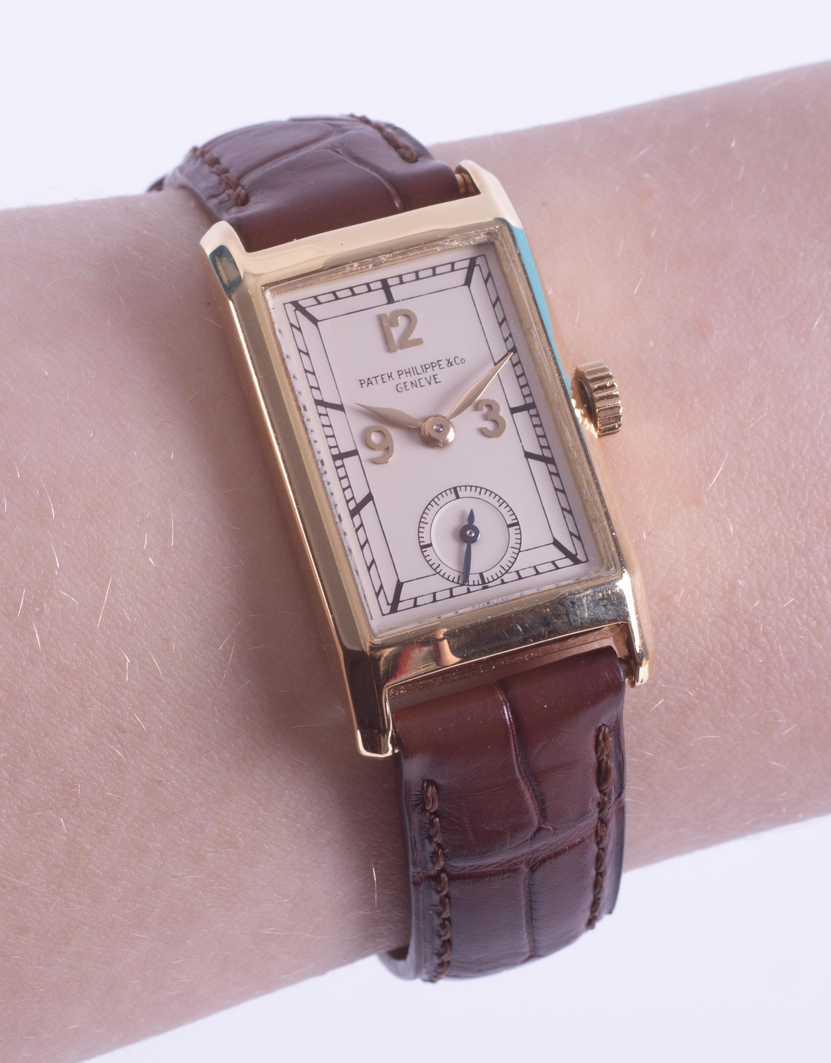 A gentleman's 18ct gold Patek Philippe Gondola wristwatch, movement 830062/611656, model number - Image 3 of 10