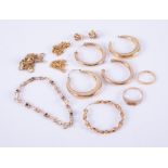 A small mixed collection of 9ct gold jewellery approx 20.7g together with a 22ct gold band approx