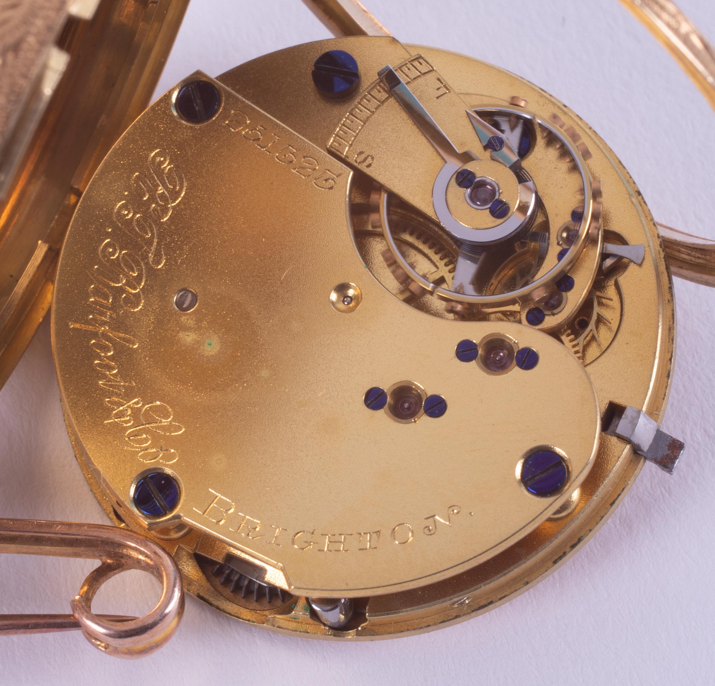 A Victorian 18ct yellow gold ladies keyless fob watch, hallmarked and engraved inside on the - Image 3 of 4