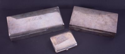 A Edwardian silver cigarette case, Birmingham hallmark, letter d 1903-04, makers mark D & F (