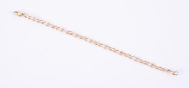 An 18ct yellow gold link bracelet, length 17cm, 5.51gm.