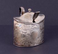A Geo.III silver mustard pot with blue lining glass and spoon, London hallmark, date 1798-99, makers