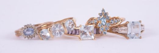 A mixed lot of five 9ct yellow gold gem set rings to include aquamarine, etc, total weight, 14.90gm,