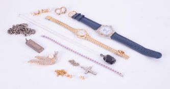 A mixed lot of costume jewellery, silver & watches to include silver ingot pendant & curb chain,