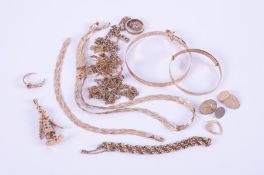 A quantity of 9ct yellow gold items to include an articulated clown pendant set stones, bangles,