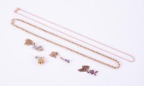 A mixed lot including a 9ct yellow gold twisted rope chain, 16" length, 3.75gm, a 9ct rose gold