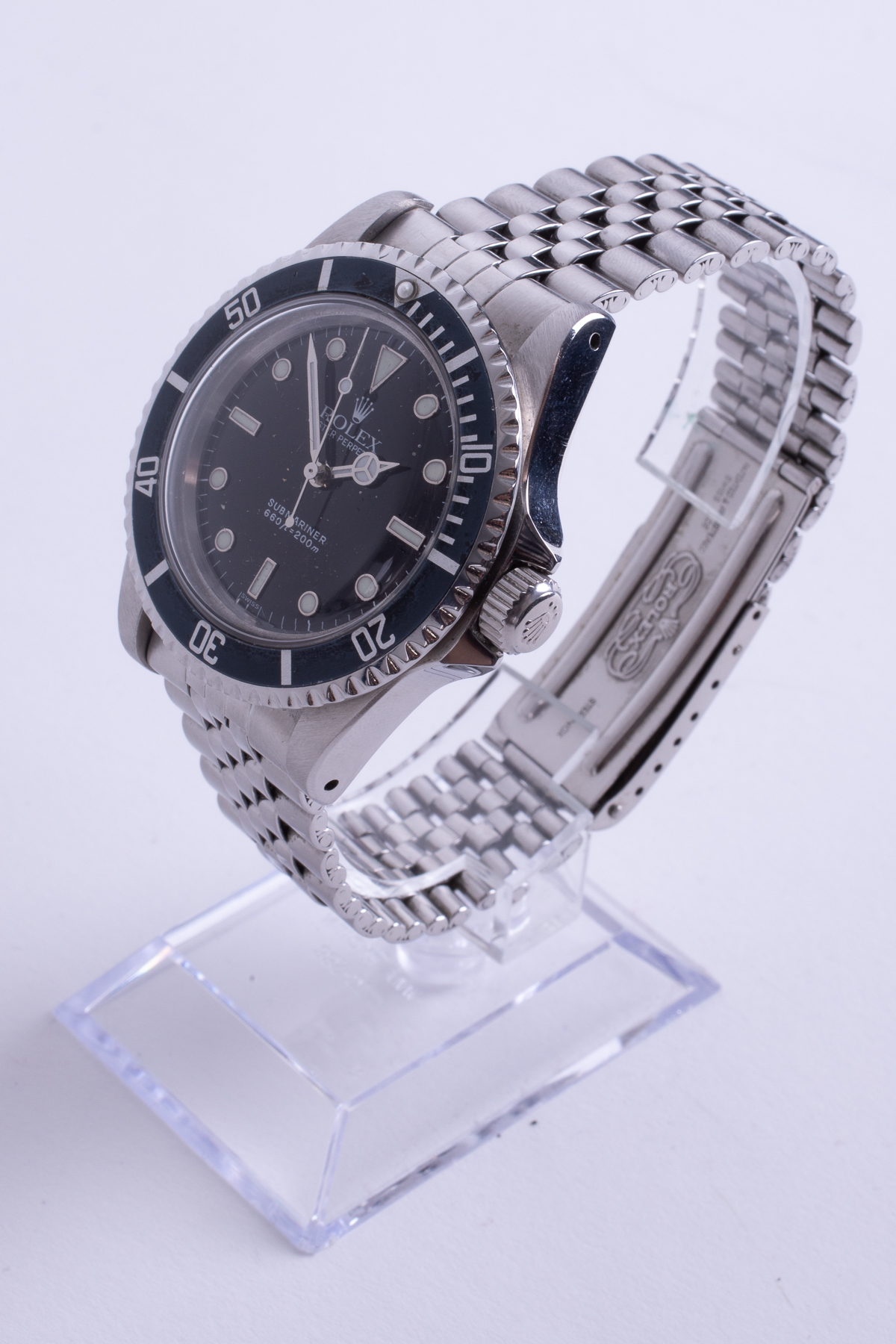 Rolex, a gent's stainless steel automatic 1976 Rolex Oyster Perpetual Submariner, 5513, serial - Image 2 of 4