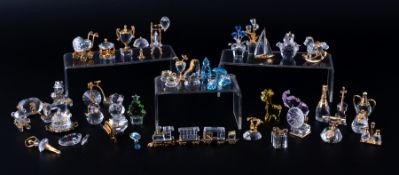 Swarovski Crystal Glass, a collection of unboxed crystal memories including Sewing Machine,