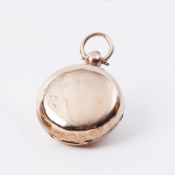 A 9ct yellow gold coin holder locket, 10.10gm.